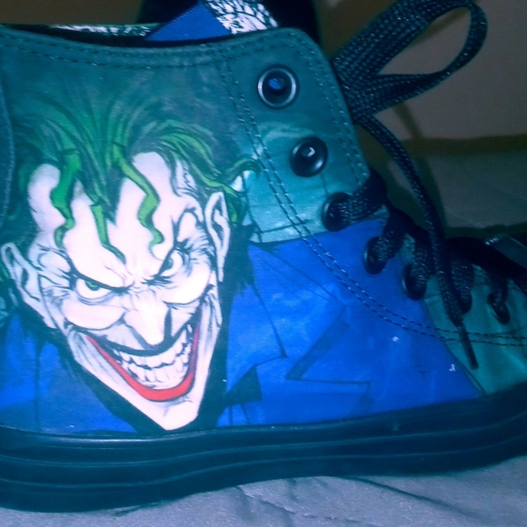 joker chuck taylors